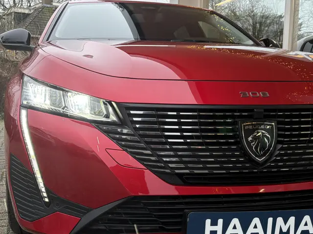 Peugeot 308 1.2T 130pk Allure 2023 Benzine 7