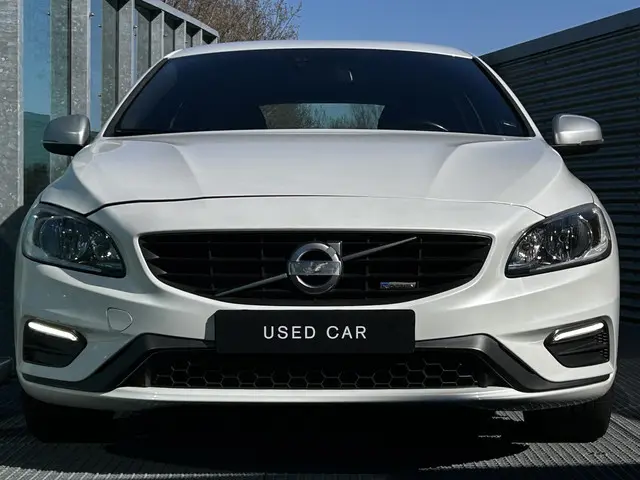 Volvo V60 1.6 T3 R-Design 2014 Benzine 5