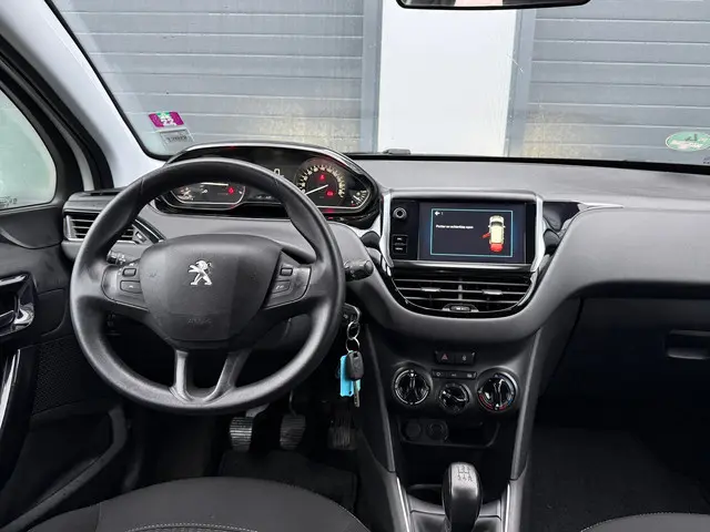 Peugeot 208 2
