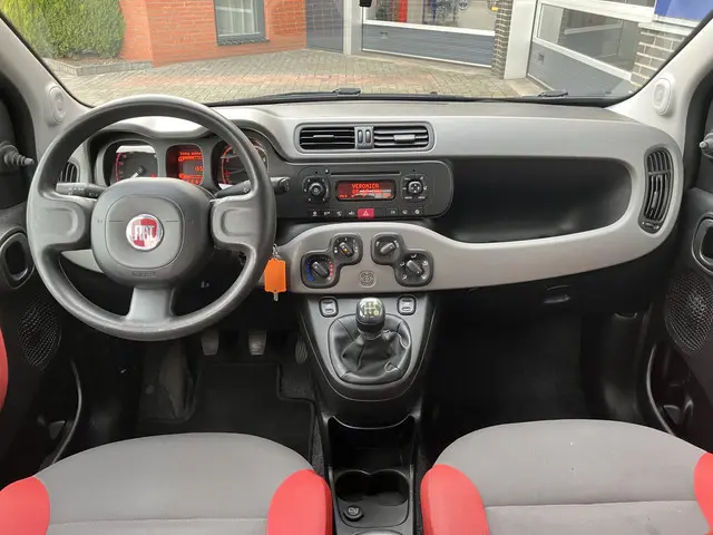 Fiat Panda 0.9 TwinAir Edizione Cool 2014 Benzine 22