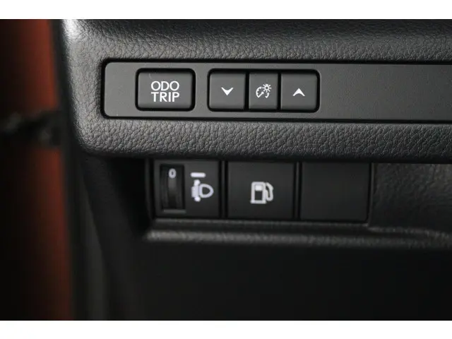 Lexus LBX Business Line 2WD 2026 Hybride Benzine 28