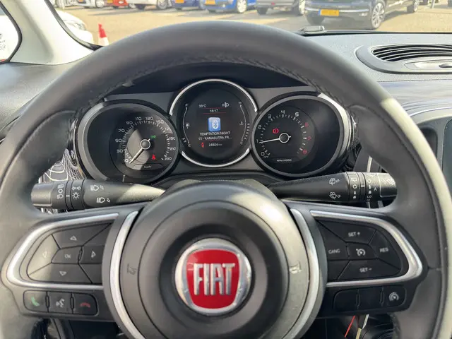 Fiat 500L 0.9 TwinAir CityCross 2019 Benzine 33