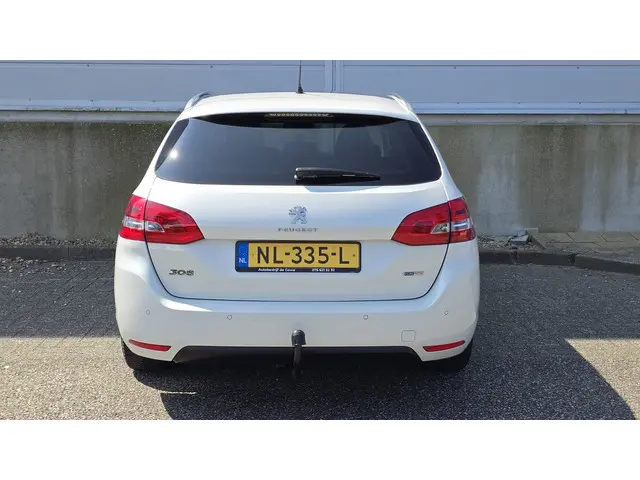 Peugeot 308 SW 1.2 PureTech Blue Lion 2017 Benzine 6