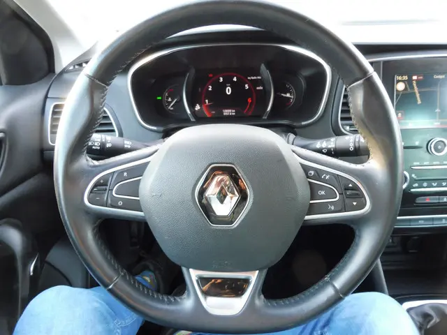 Renault Mégane Estate 1.3 TCe Limited 2019 Benzine 16