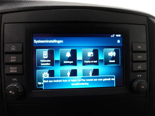 Mercedes-Benz Vito 114 CDI Lang 2024 Diesel 29