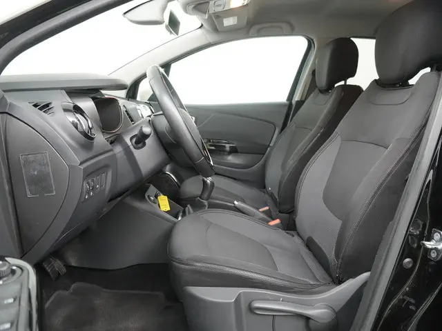 Renault Captur 0.9 TCe Dynamique 2013 Benzine 11