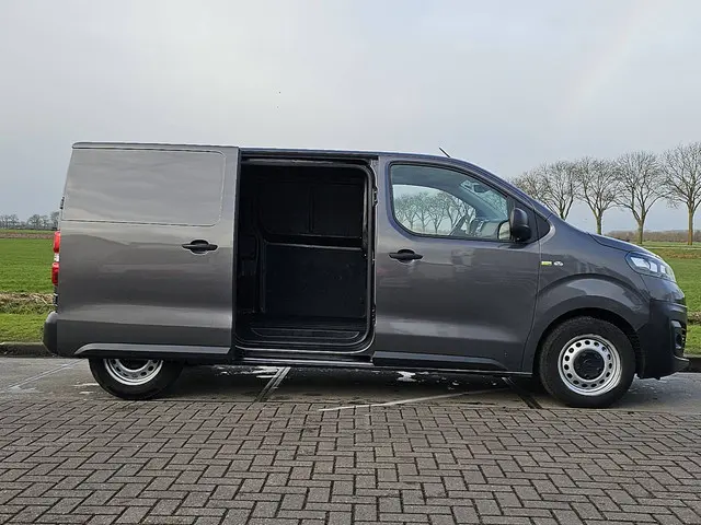 Opel Vivaro 2.0 2019 Diesel 14