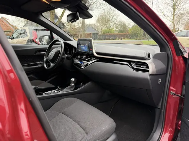 Toyota C-HR 1.8 Hybrid Dynamic 2019 Hybride Benzine 10