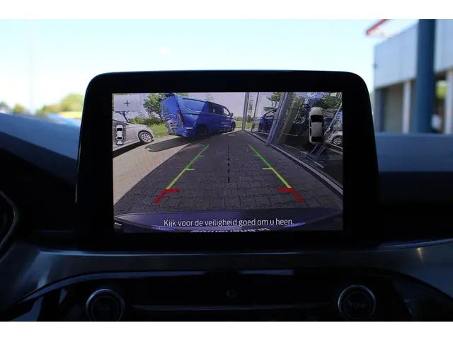 Ford Kuga 2.5 PHEV Titanium 2020 Hybride Benzine 36