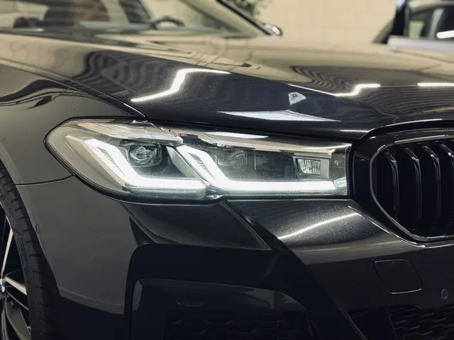 BMW 5 Serie 520i High Exe. M-Sport Plus 2021 Benzine 36