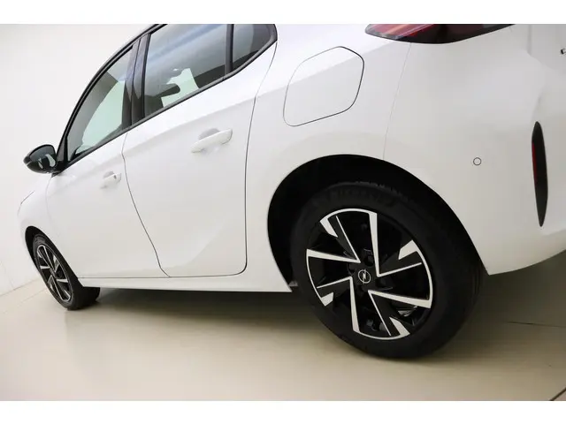 Opel Corsa 1.2 Turbo GS 2024 Benzine 15