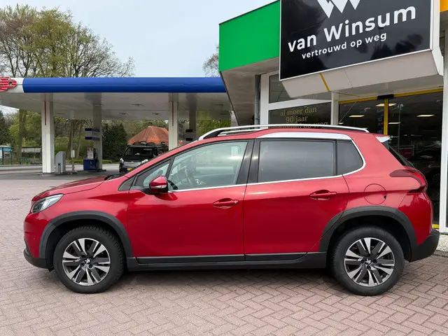Peugeot 2008 1.2 PureTech Allure Automaat 2018 Benzine 3