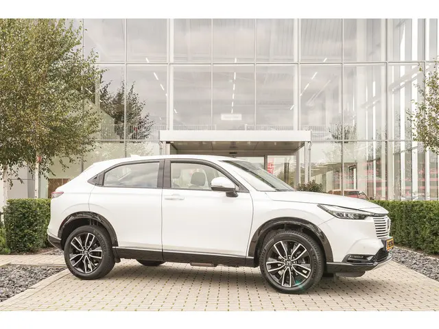Honda HR-V 1.5i e:HEV ADVANCE 2022 Hybride Benzine 32