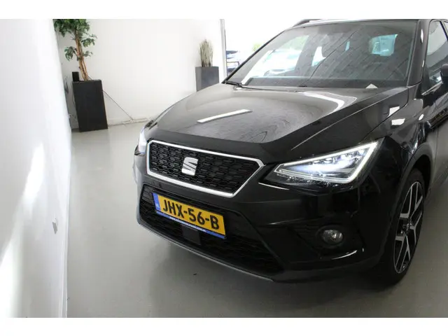 SEAT Arona 1.0 TSI FR Business Intense 2021 Benzine 18