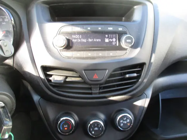 Opel KARL 1.0 ecoFLEX Edition 2017 Benzine 13