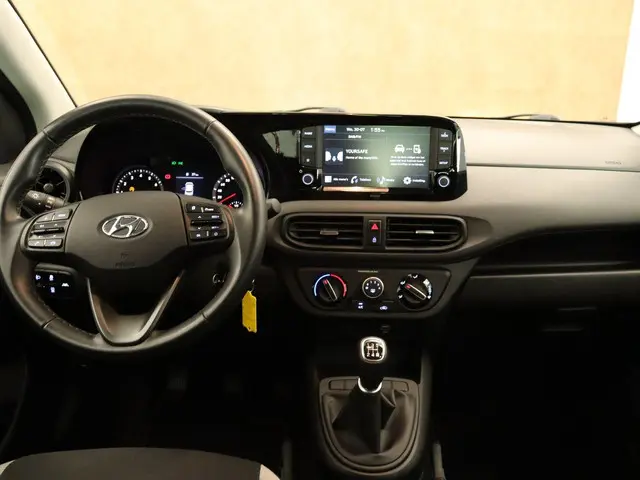 Hyundai i10 1.0 Comfort 2023 Benzine 4