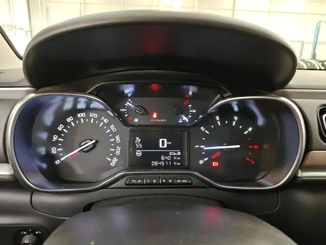 Citroën C3 1.2 PureTech Shine 2021 Benzine 6