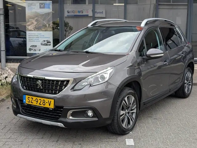 Peugeot 2008 1.2 PureTech Allure 2018 Benzine 13