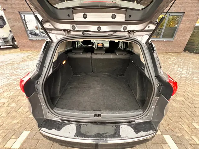 Renault Clio Estate 1.2 GT Automaat 2016 Benzine 22