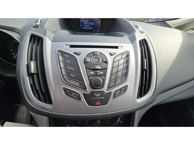 Ford C-MAX 1.0 Edition 2014 Benzine 24