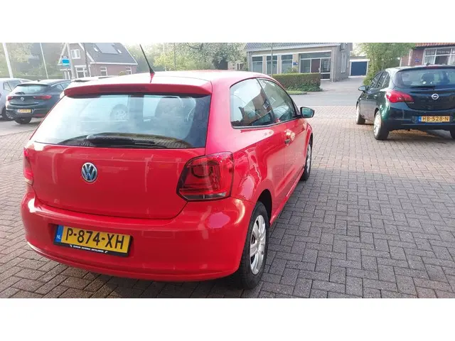 Volkswagen Polo 1.2 Easyline 2013 Benzine 4