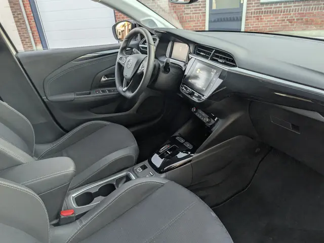 Opel Corsa 1.2 Elegance 2023 Benzine 10