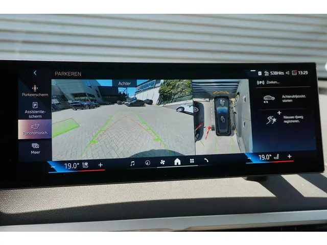 BMW iX xDrive50 2024 Elektrisch 19