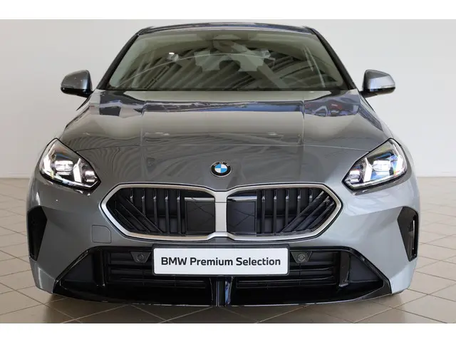 BMW 1 Serie 120 2025 Benzine 4