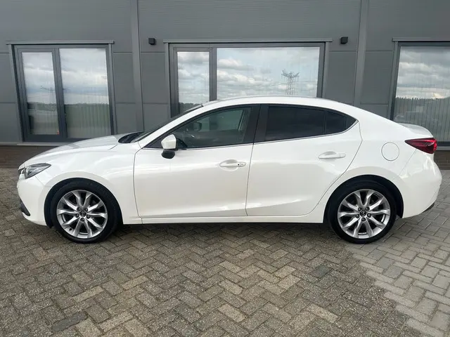 Mazda 3 2.0 GT-M // SEDAN // Leer // Navi // PDC // LED // 2016 Benzine 13