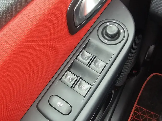 Renault Clio 0.9 TCe Dynamique 2015 Benzine 14