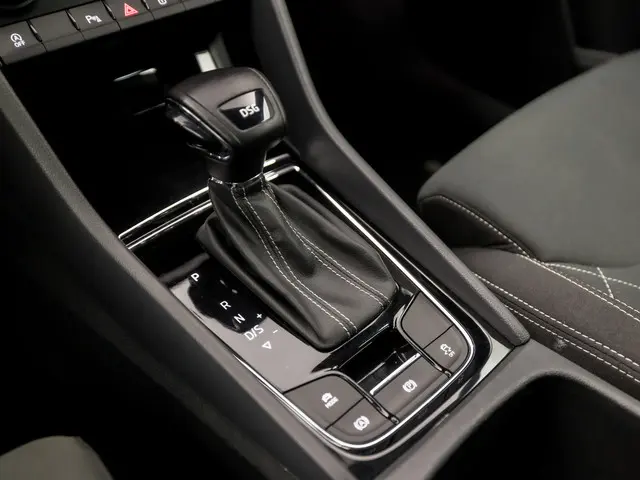 Škoda Karoq 1.5 TSI ACT Sportline 2021 Benzine 11