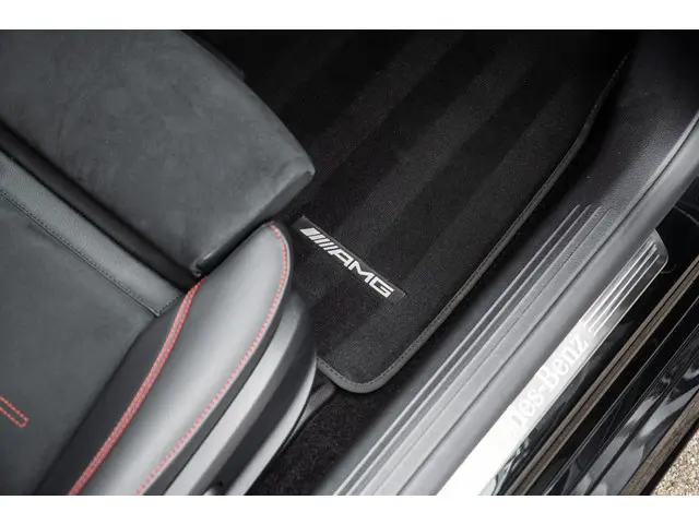 Mercedes-Benz CLA 180 AMG Line 2024 Benzine 45