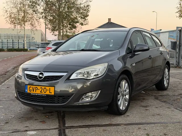 Opel Astra Sports Tourer 1.7 CDTi Selection 2012 Diesel 10