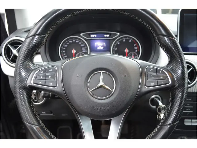Mercedes-Benz B-Klasse 180 Ambition 2016 Benzine 24