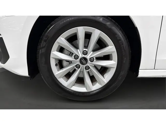 Audi A3 Sportback 30 TFSI Pro Line 2023 Benzine 13