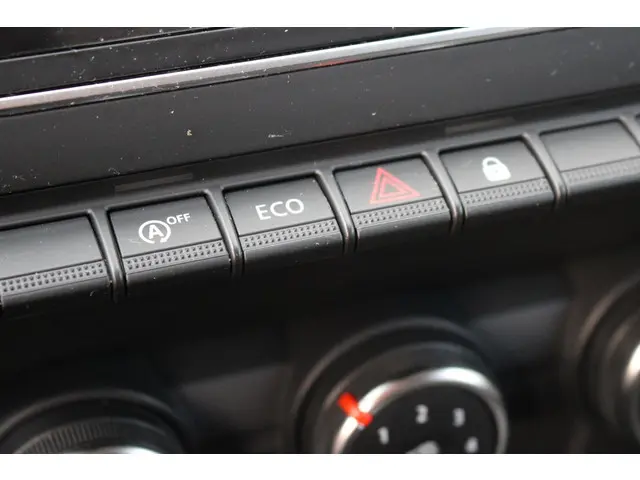 Renault Clio 1.0 TCe 90 GPF evolution 2024 Benzine 28