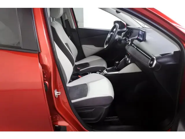 Mazda 2 1.5 90pk Automaat Signature 2020 Benzine 6