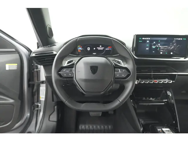 Peugeot 2008 PureTech 130 EAT8 Allure 2024 Benzine 31