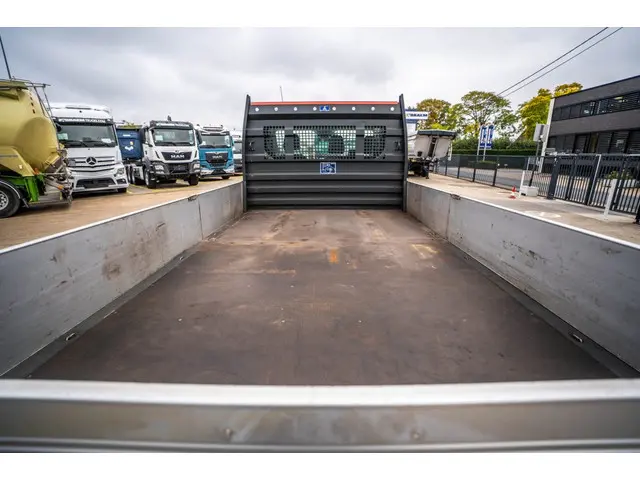 Ford Transit 2.0 TDCI 2022 Diesel 21