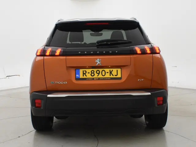 Peugeot e-2008 EV GT PACK 50 kWh 2021 Elektrisch 7