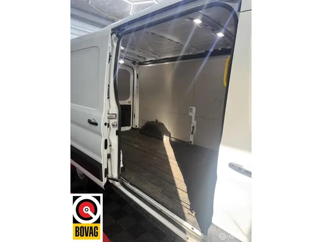 Ford Transit 2.0 TDCI L3H2 Trend 2022 Diesel 11