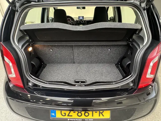 Volkswagen up! 1.0 Aut. High up! 2015 Benzine 35