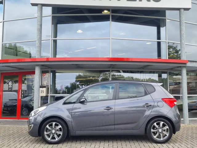 Hyundai ix20 1.4i Go! 2017 Benzine 2
