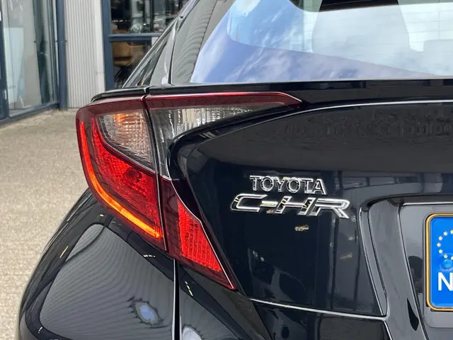 Toyota C-HR 1.8 Hybrid Dynamic 2020 Hybride Benzine 46