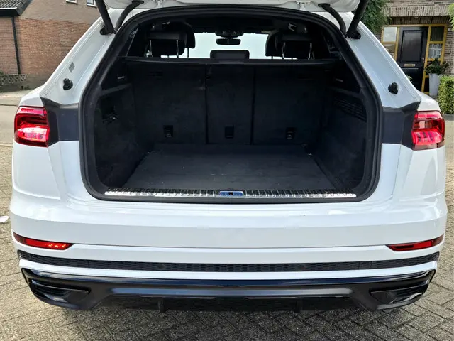 Audi Q8 5.0TDI 286PK QUATTRO 2019 Hybride Diesel 18