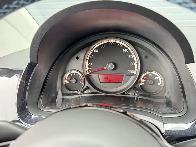 Volkswagen up! 1.0 EDITION 2014 Benzine 19