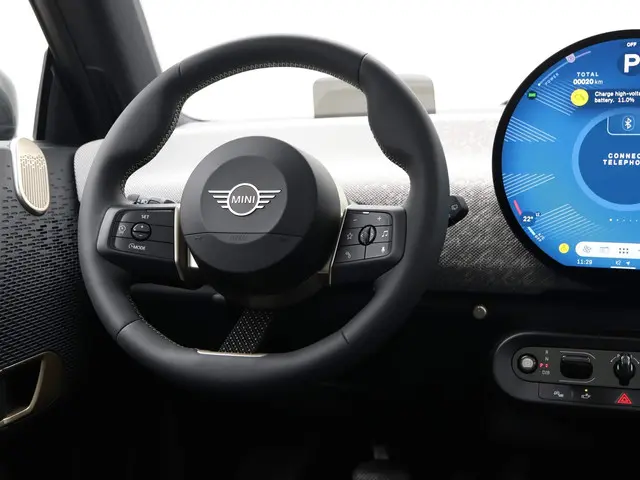 MINI 3-Deurs Cooper E 2024 Elektrisch 2