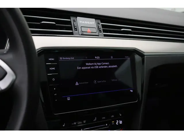 Volkswagen Passat 2.0 TSI R-Line Business + 2020 Benzine 23