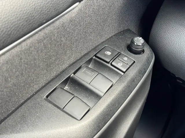 Mazda 2 Hybrid 1.5 Centre-line 2024 Hybride Benzine 19