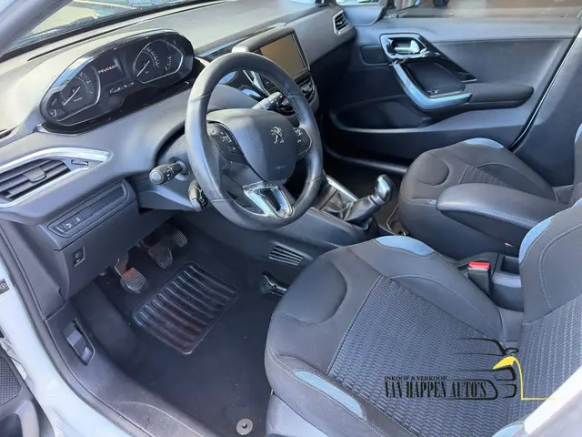 Peugeot 208 1.6 VTi Allure / apk 3-2027 2013 Benzine 14